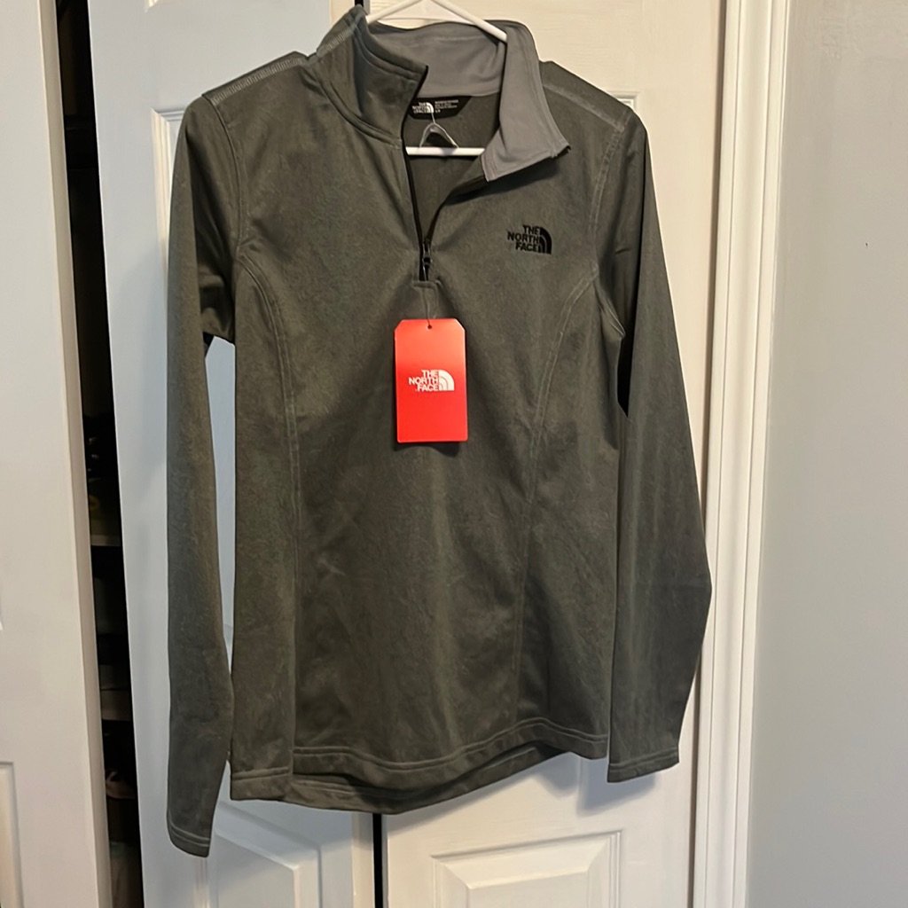 Grey North Face Quarter Zip Brand New